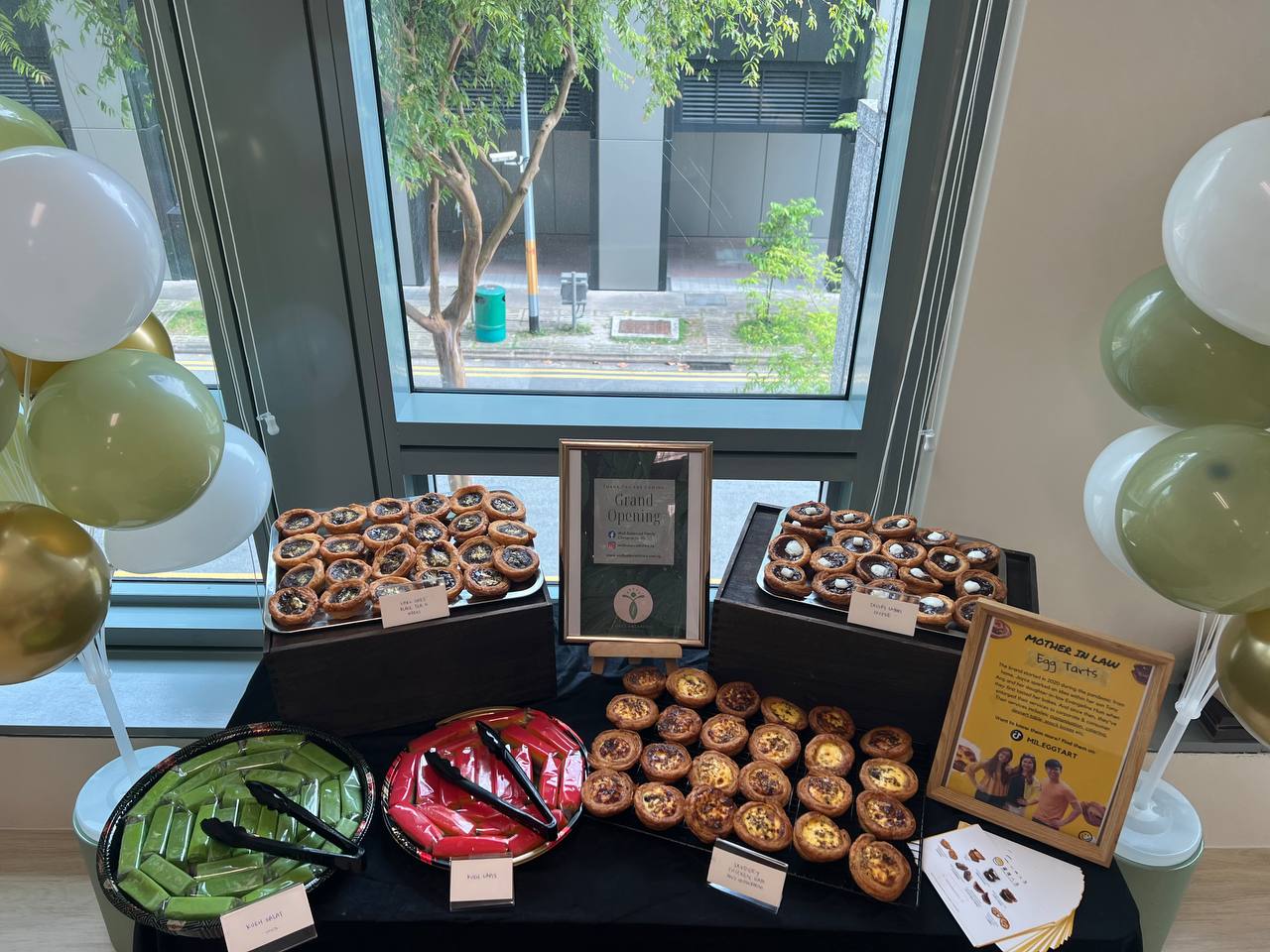 Dessert Table - (Biodegradable product used)